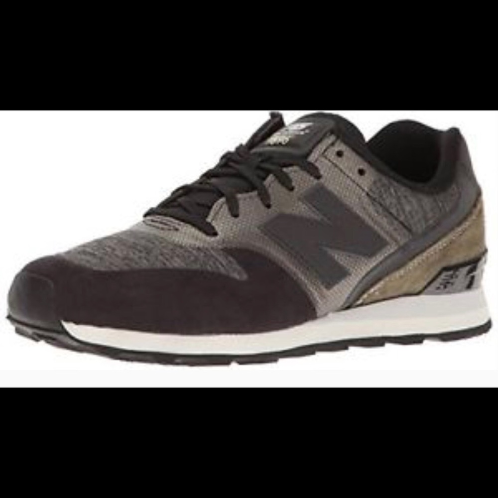 Women’s New Balance Shoes - like new!